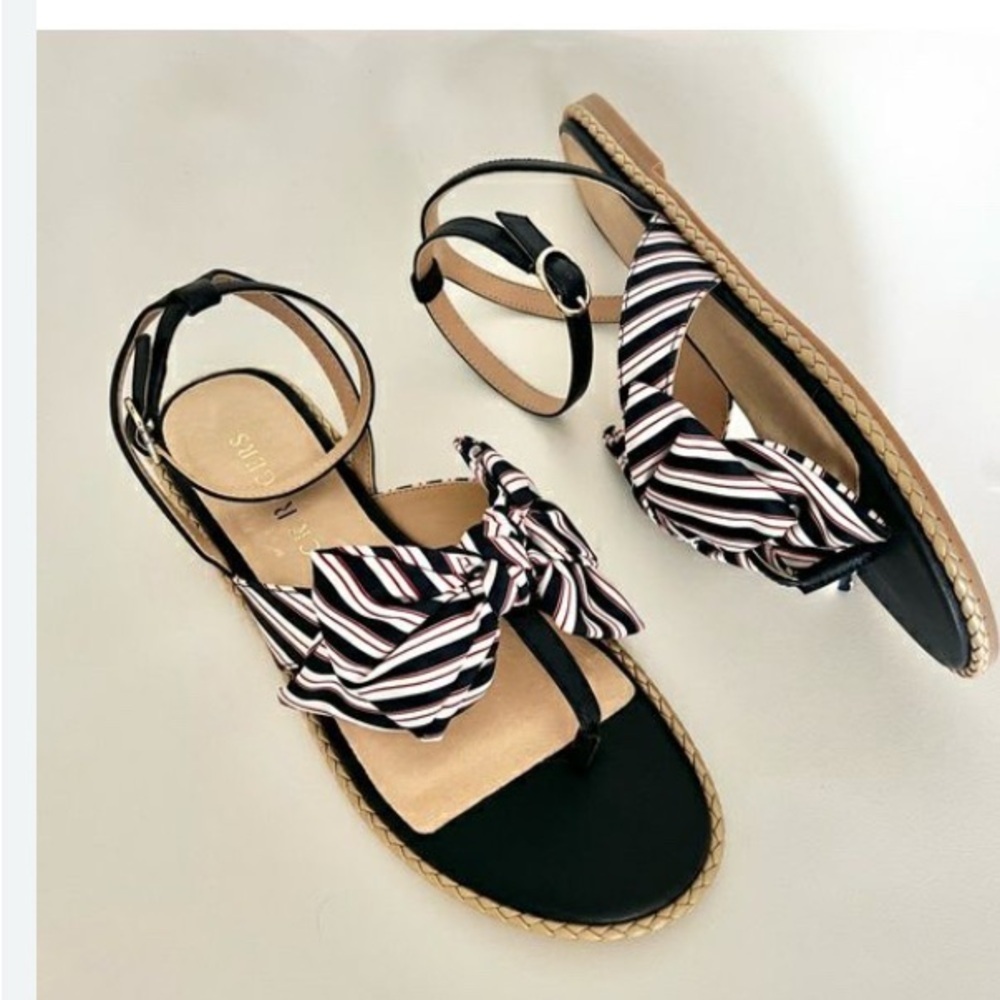 Jack Rogers Striped Bow Sandals in Navy and Gold - Picture 5 of 6